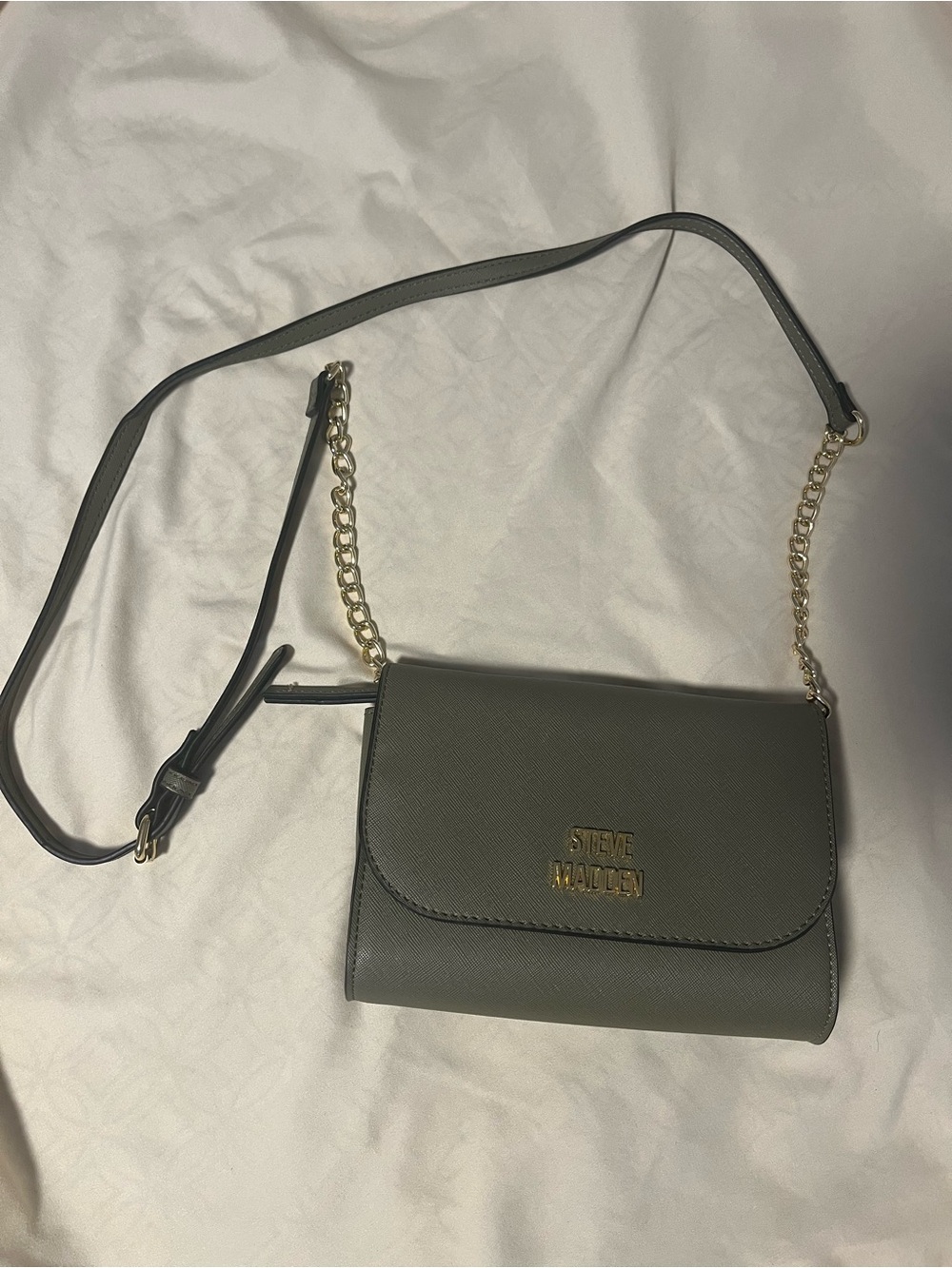 Steve Madden Olive Crossbody with Gold Chain Strap